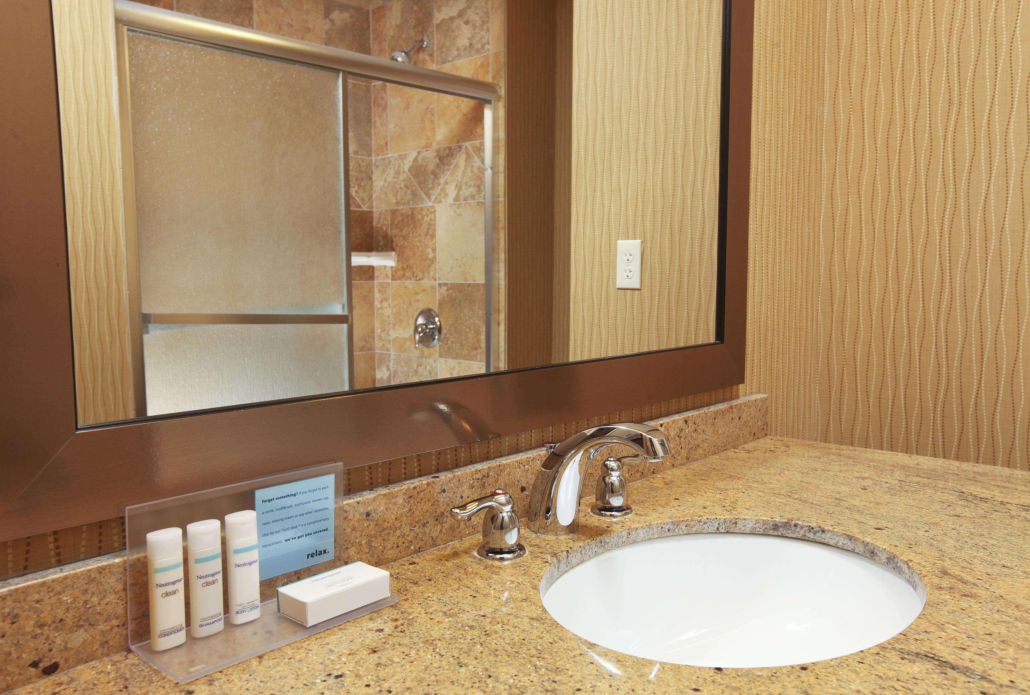 Hampton Inn & Suites Fargo Medical Center Kültér fotó