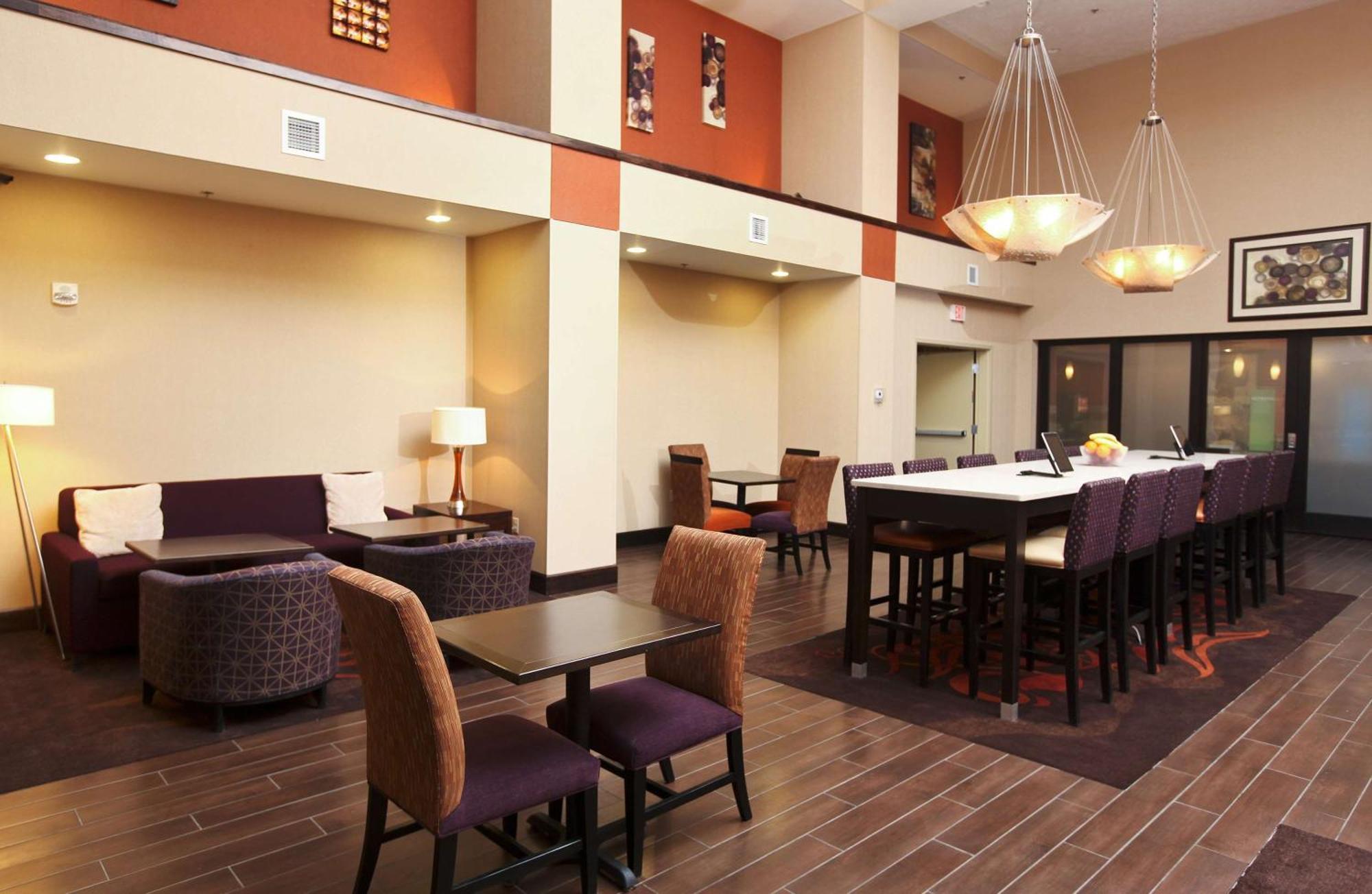 Hampton Inn & Suites Fargo Medical Center Kültér fotó