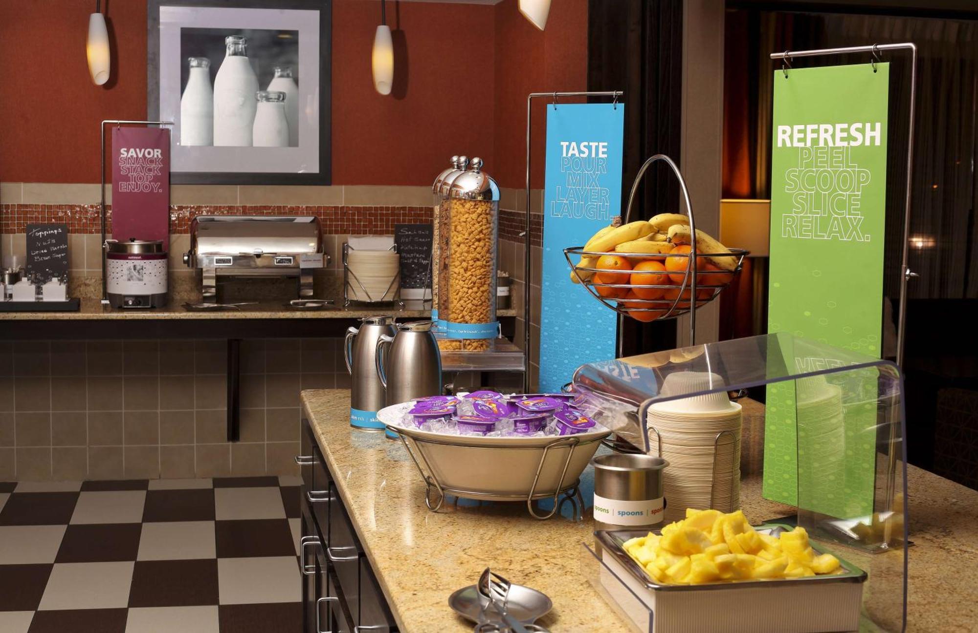 Hampton Inn & Suites Fargo Medical Center Kültér fotó