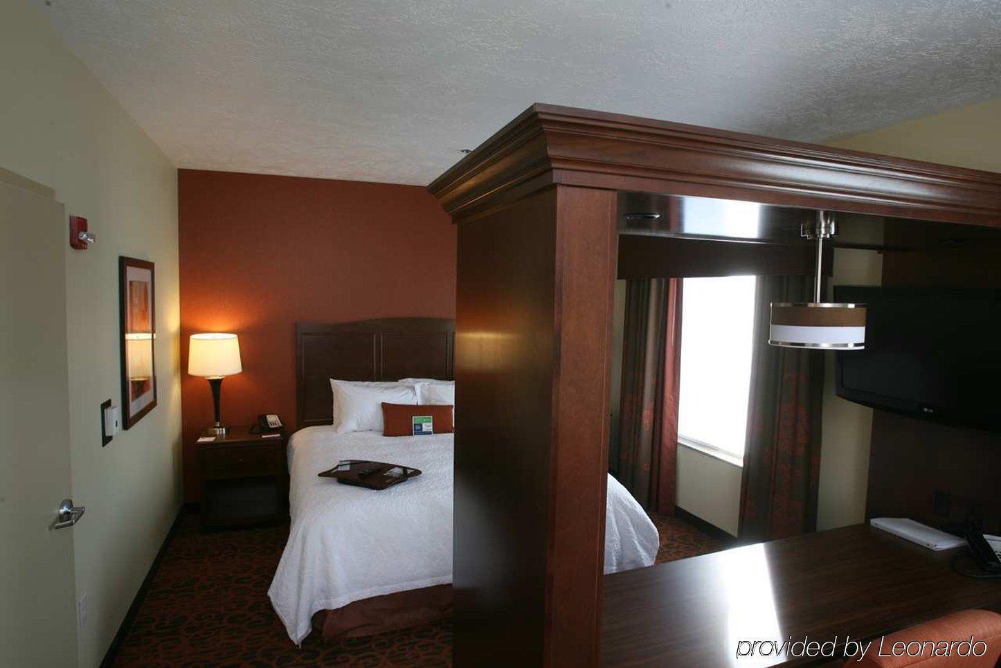 Hampton Inn & Suites Fargo Medical Center Szoba fotó