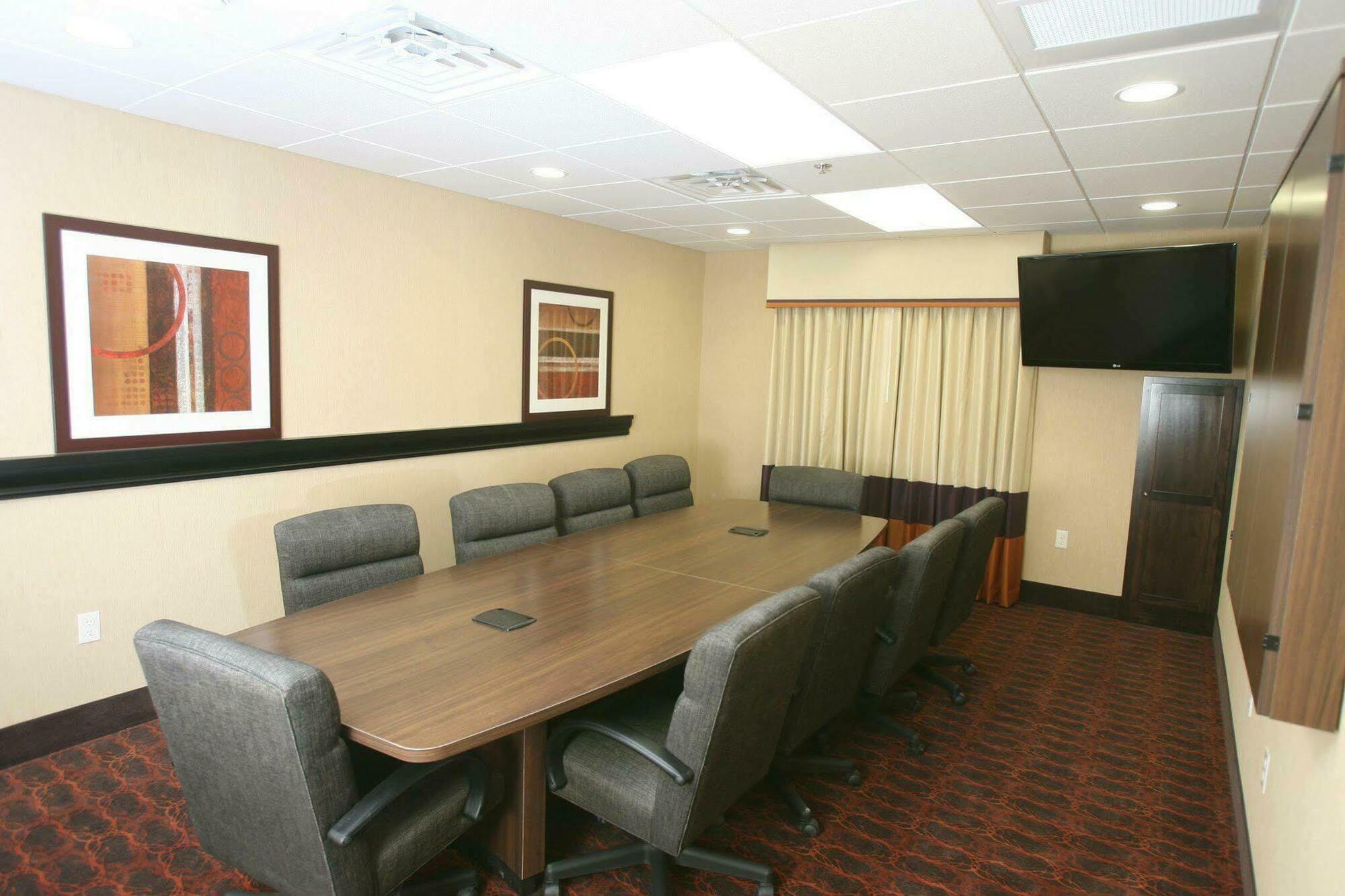 Hampton Inn & Suites Fargo Medical Center Kültér fotó
